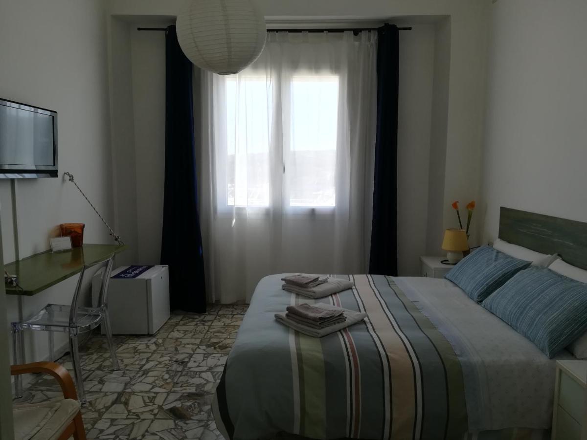 スティンティーノ Domo Sul Porto Bed & Breakfast エクステリア 写真